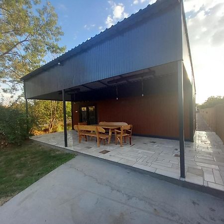 Rita Apartman & Studio Zrenjanin Exteriör bild