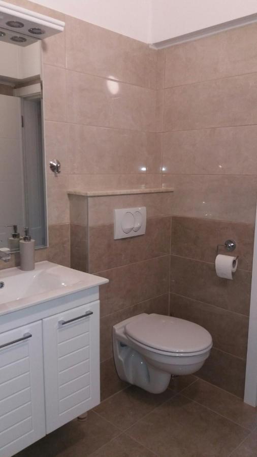 Rita Apartman & Studio Zrenjanin Exteriör bild