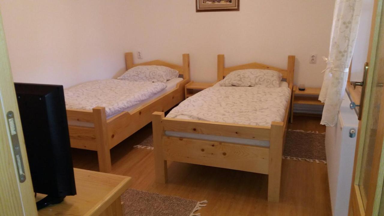 Rita Apartman & Studio Zrenjanin Exteriör bild